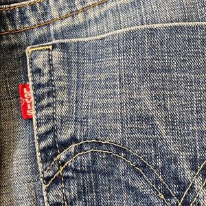 Levi’s 513 Boycut jeans